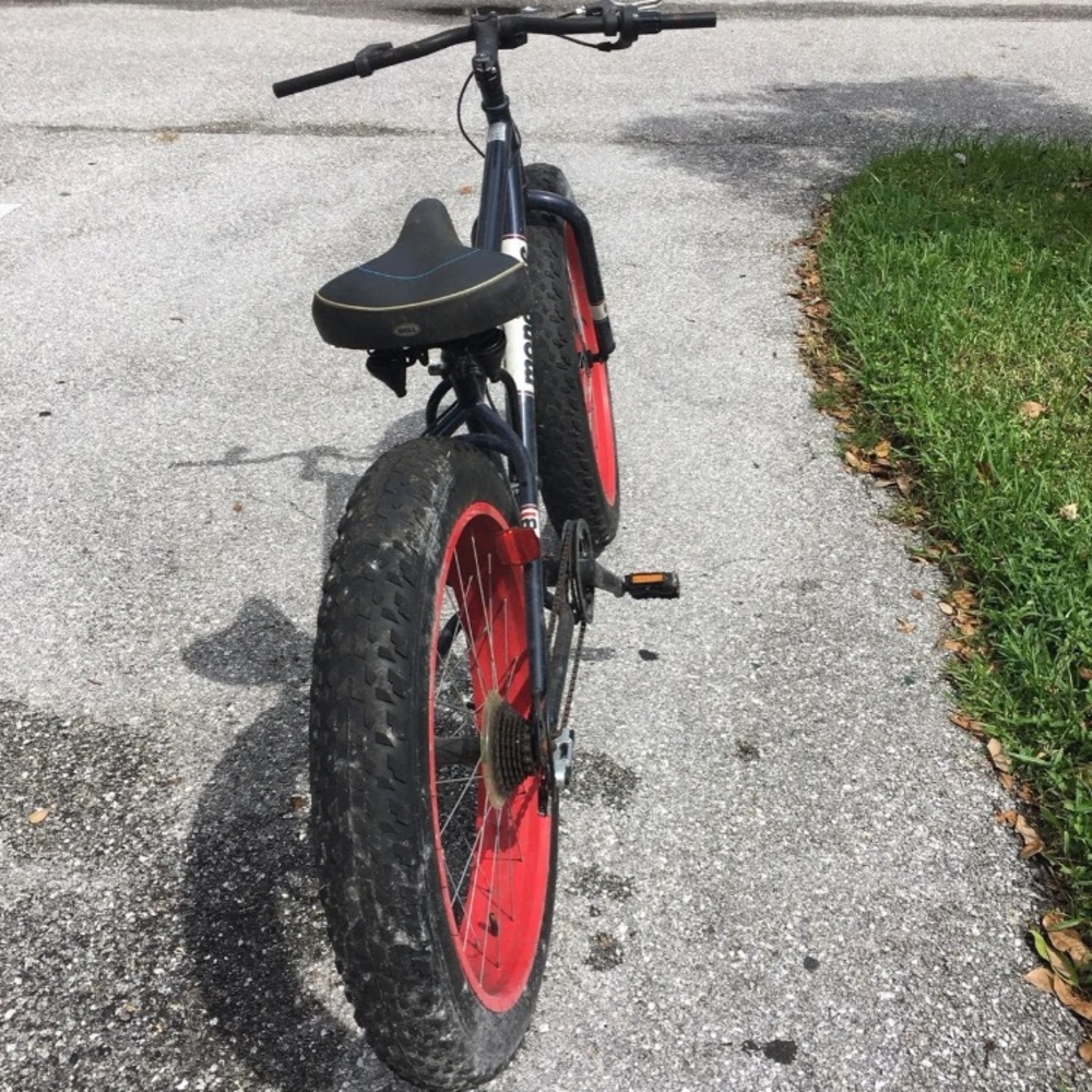 Mongoose Mountain Bike 26” Fat Wheels